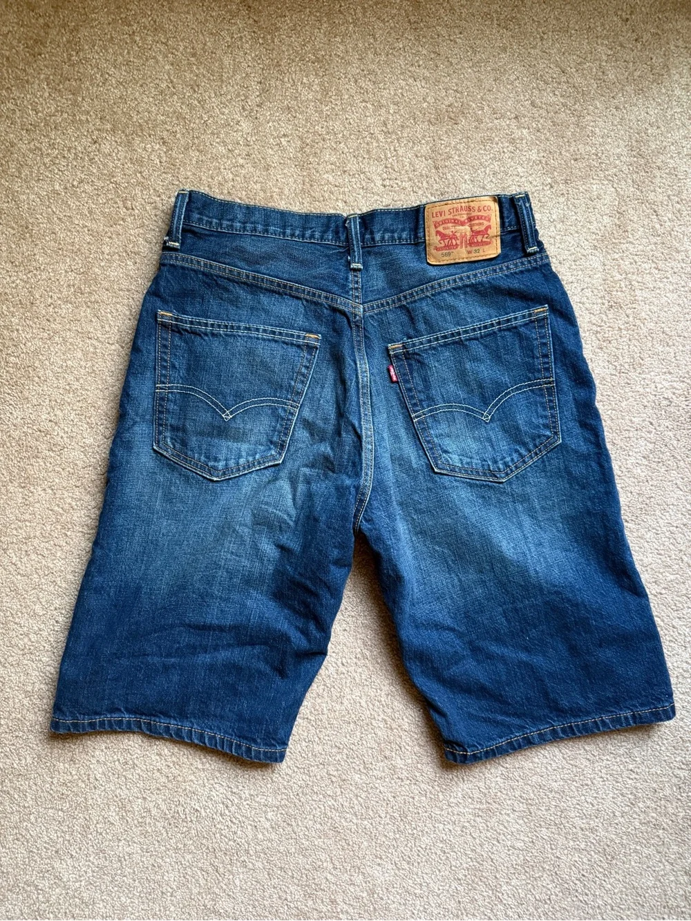 Levis 569 Loose Fit Denim Jorts W32 Baggy Long Jean Shorts Y2K